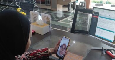 Seminggu Implementasi PTSP Online di PA Sungai Raya, 6 Warga Kubu Raya Rasakan Layanan Cepat dan Efisien Seminggu Implementasi PTSP Online di PA Sungai Raya, 6 Warga Kubu Raya Rasakan Layanan Cepat dan Efisien