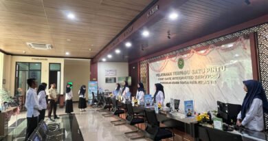 Briefing Rutin PTSP : PA Sungai Raya Fokus pada Kebersihan, Kinerja, dan Integritas Pelayanan